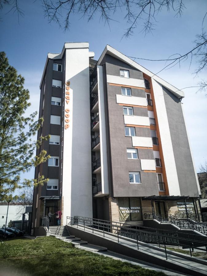 Raw Industrial City Apartment Subotica Dış mekan fotoğraf